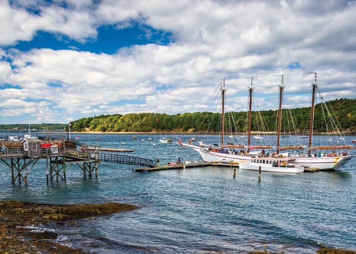 New England port on American Cruise Lines tour