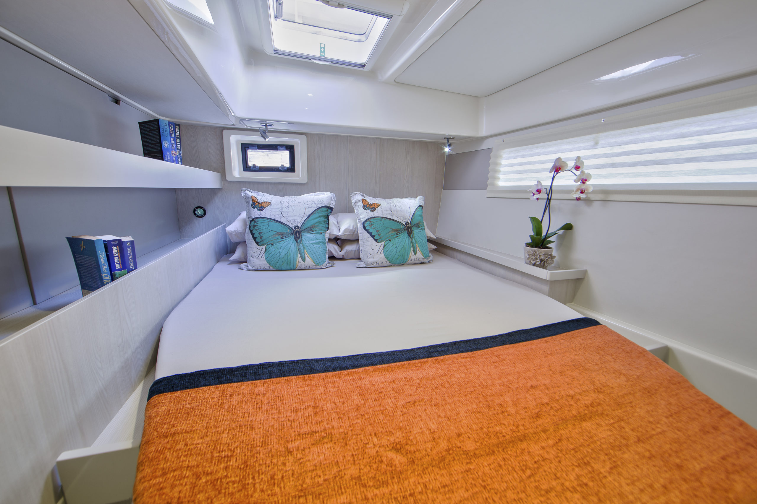 The Moorings yacht bedroom